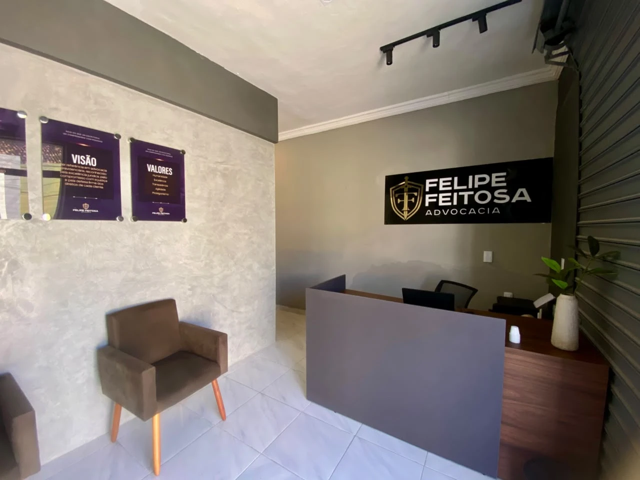 Recepção do escritório Felipe Feitosa Advocacia em Potengi/CE